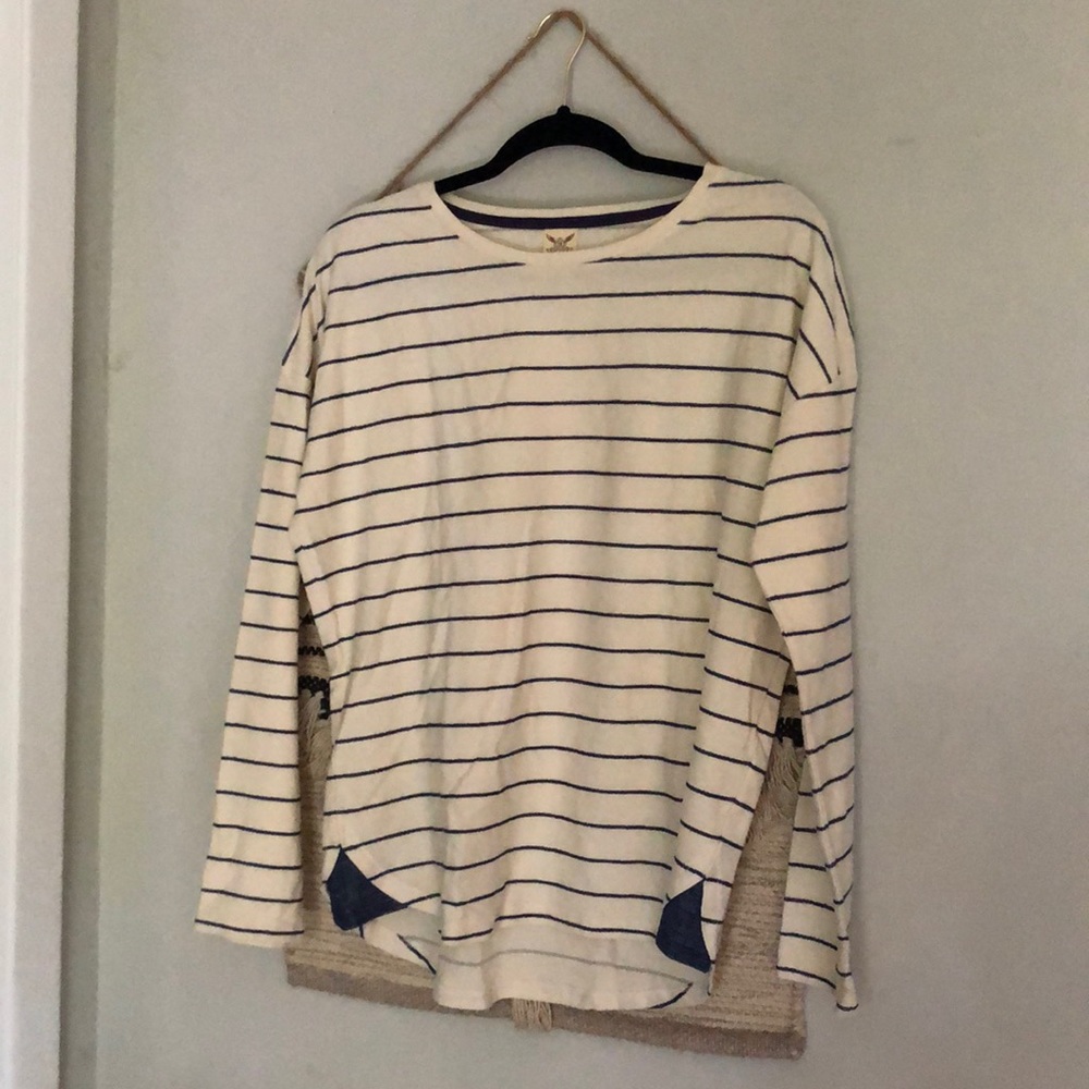 Faded Glory white navy stripe long sleeve shirt M
